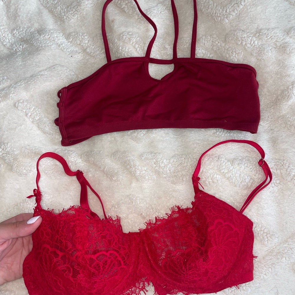 Red Bra Bundle - Picture 2 of 3